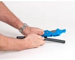 DIG - PNC-CUT Drip Irrigation Hole Punch / Cutting Multi Tool