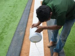 XGS 32oz Artificial Turf Seam Glue 1 Part Eco-Friendly Grass Adhesive