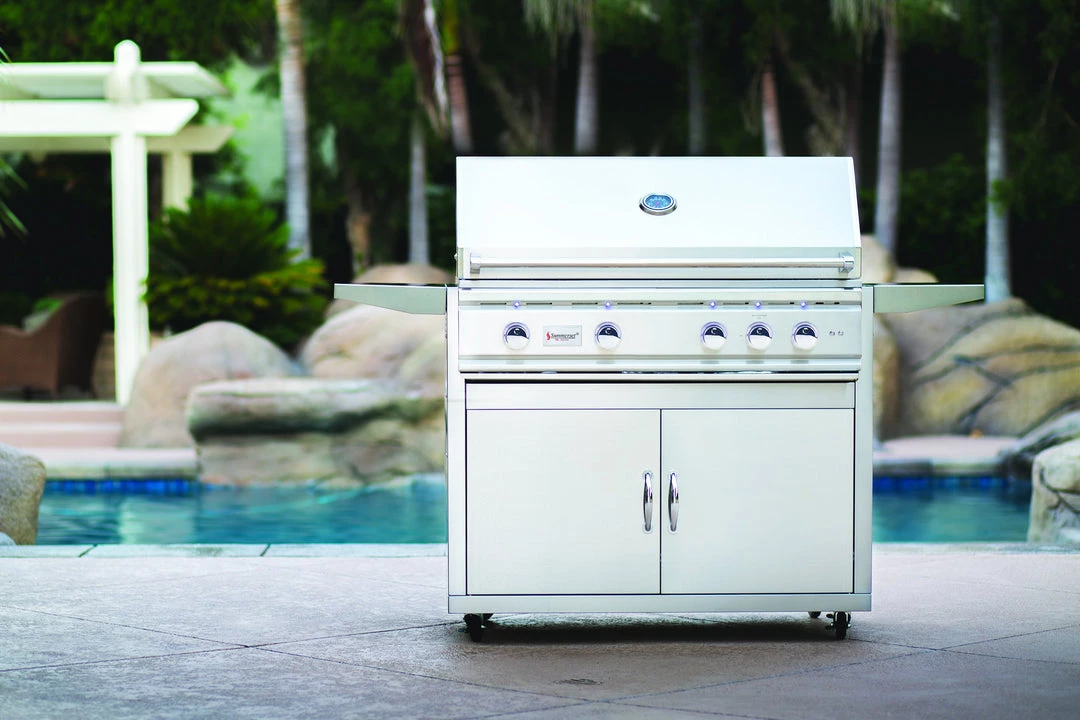 GAS GRILLS TRL SERIES 38" BUILT-IN OUTDOOR GRILL - Summerset - TRL38-LP, TRL38-NG 6 GAS GRILLS TRL SERIES 38" BUILT-IN OUTDOOR GRILL - Summerset - TRL38-LP, TRL38-NG